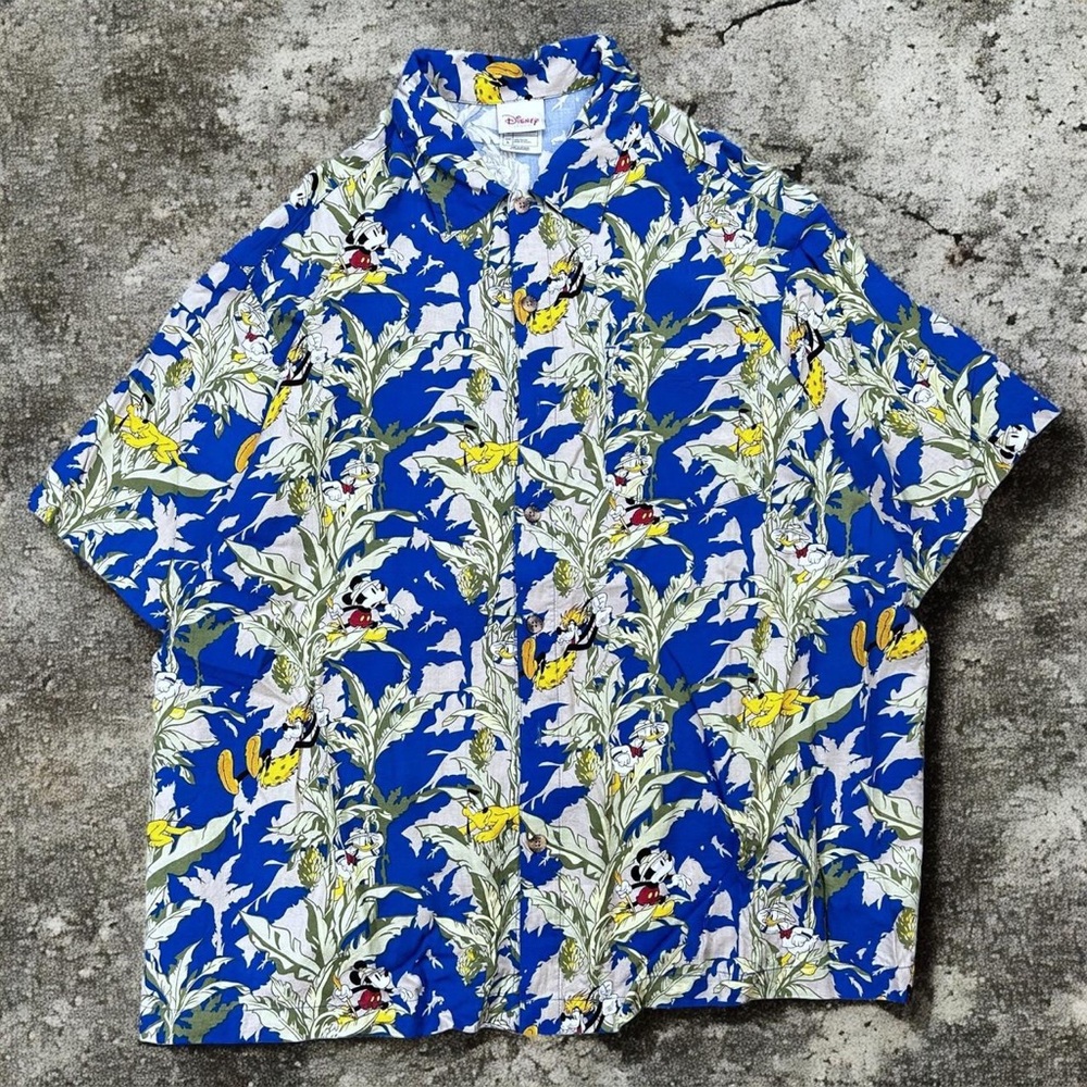 Disney Vibrant Blue and Yellow Men's Shirt Large